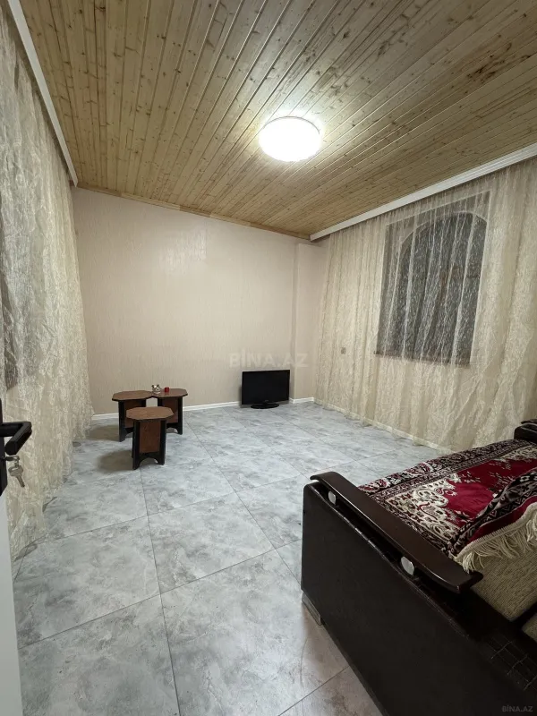 Kirayə verilir 2 otaqlı həyət evi 50 m²