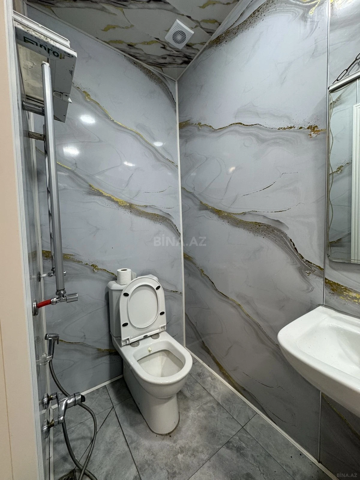 Kirayə verilir 2 otaqlı həyət evi 50 m²