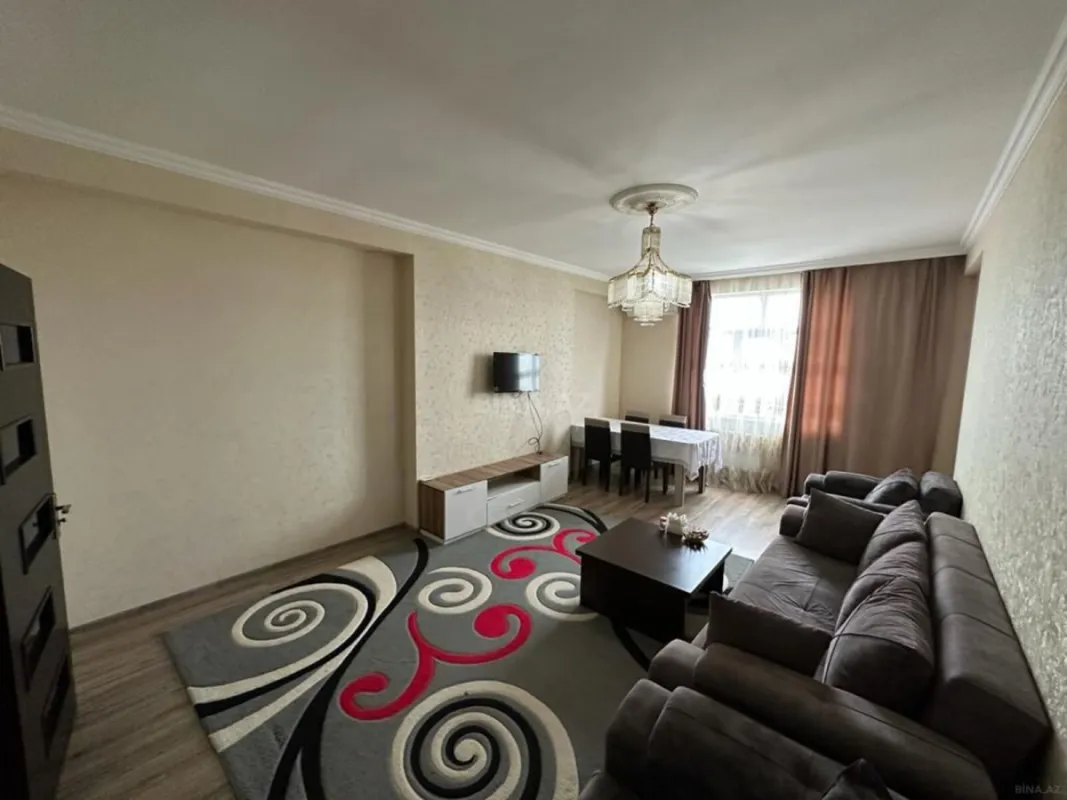 Kirayə verilir 2 otaqlı mənzil 80 m²