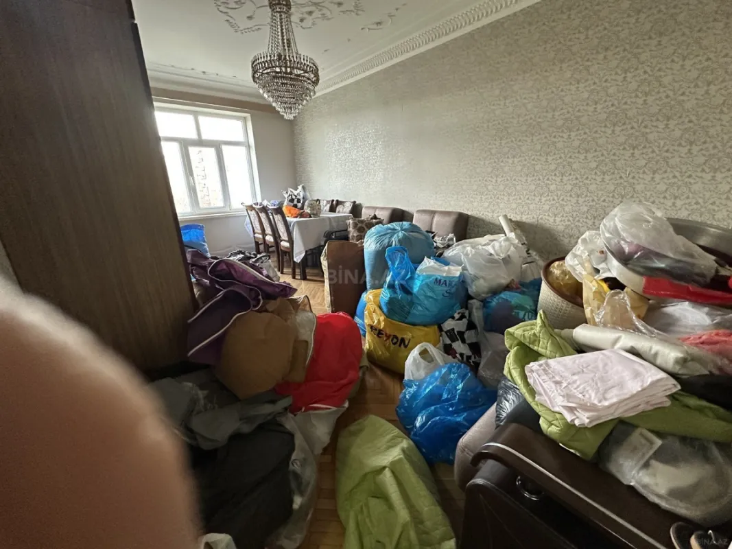 Satılır 3 otaqlı mənzil 76 m²