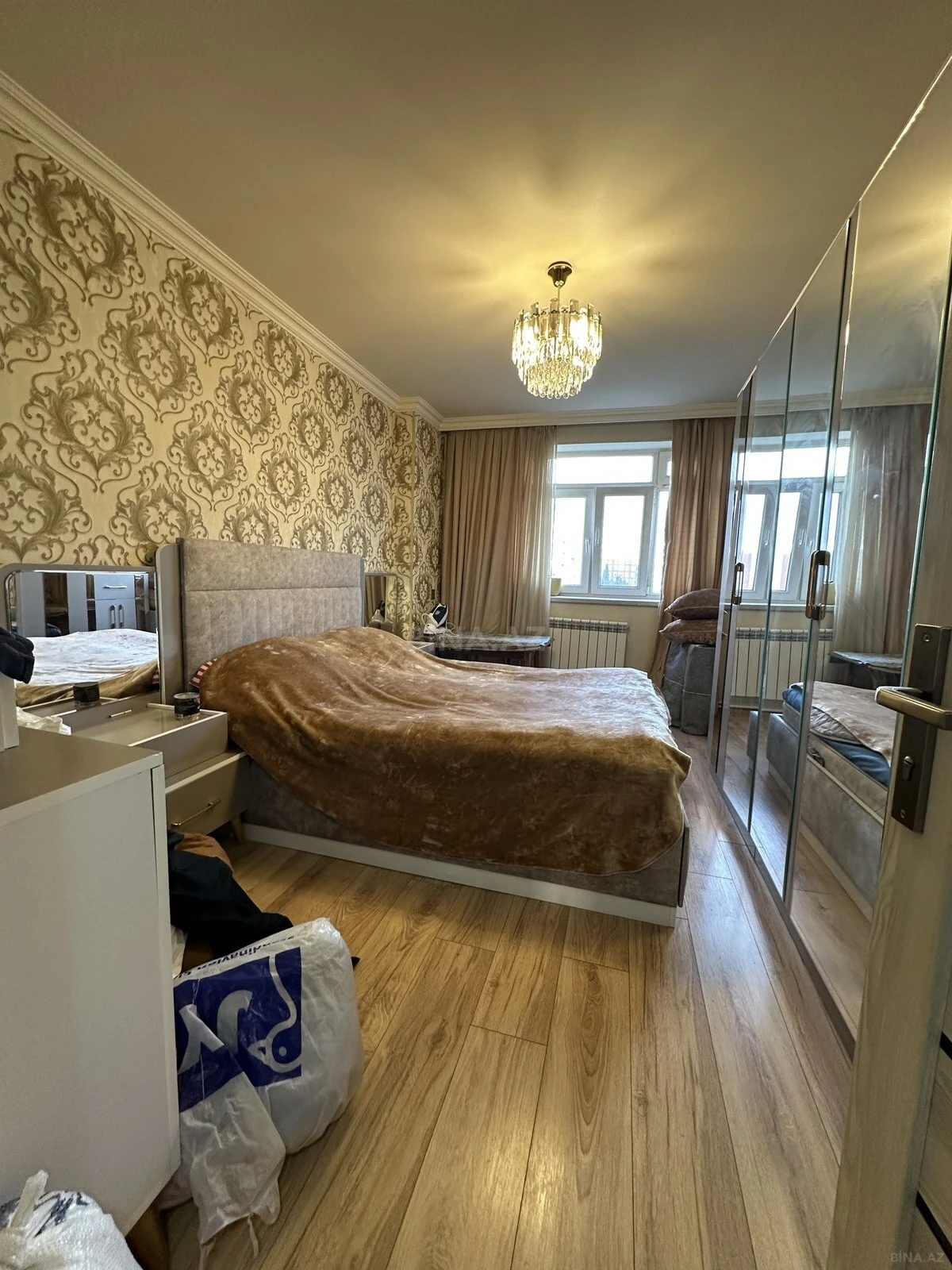 Satılır 3 otaqlı mənzil 76 m²