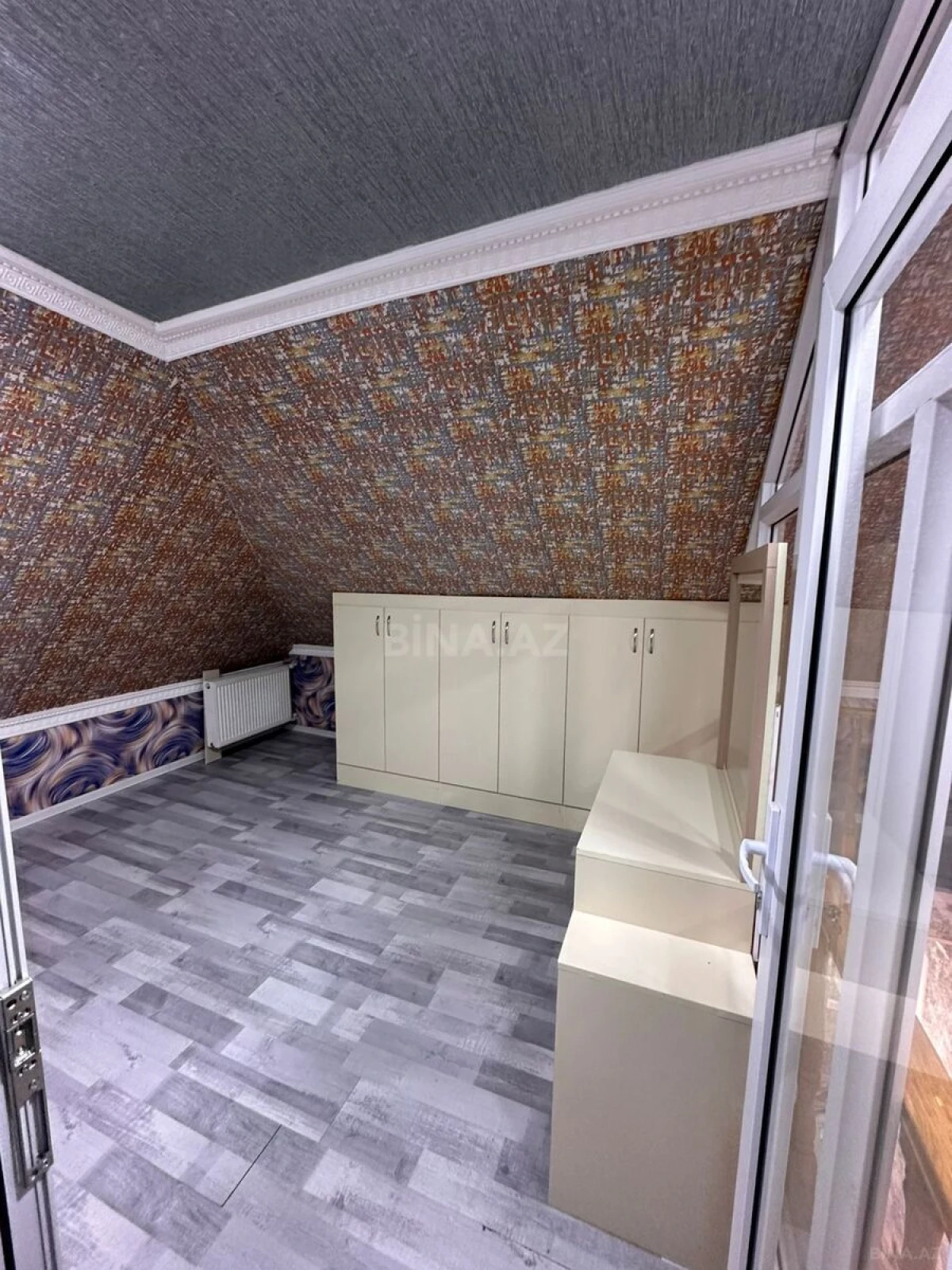 Kirayə verilir 3 otaqlı mənzil 90 m²