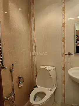 Kirayə verilir 3 otaqlı mənzil 120 m²