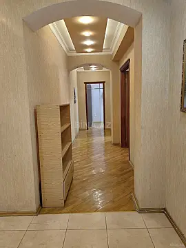 Kirayə verilir 3 otaqlı mənzil 120 m²