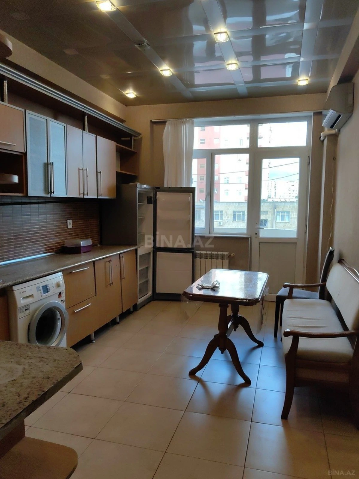 Kirayə verilir 3 otaqlı mənzil 120 m²