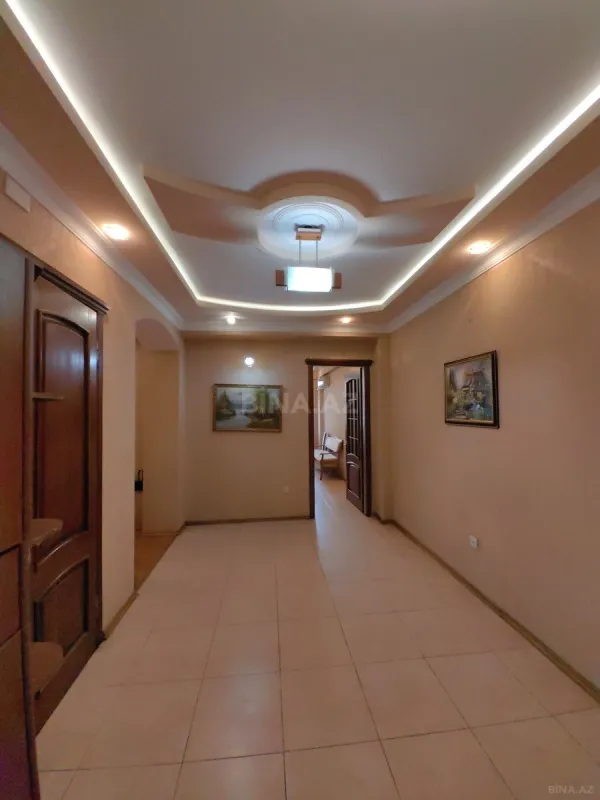 Kirayə verilir 3 otaqlı mənzil 120 m²