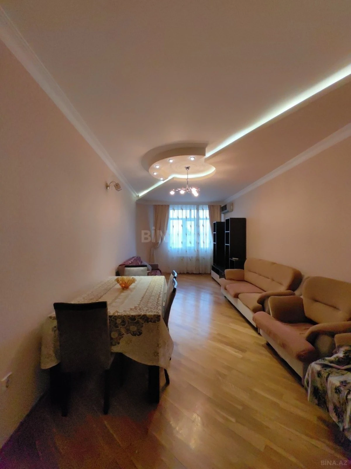 Kirayə verilir 3 otaqlı mənzil 120 m²