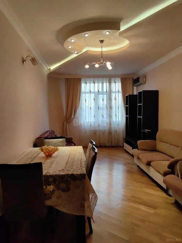 Kirayə verilir 3 otaqlı mənzil 120 m²