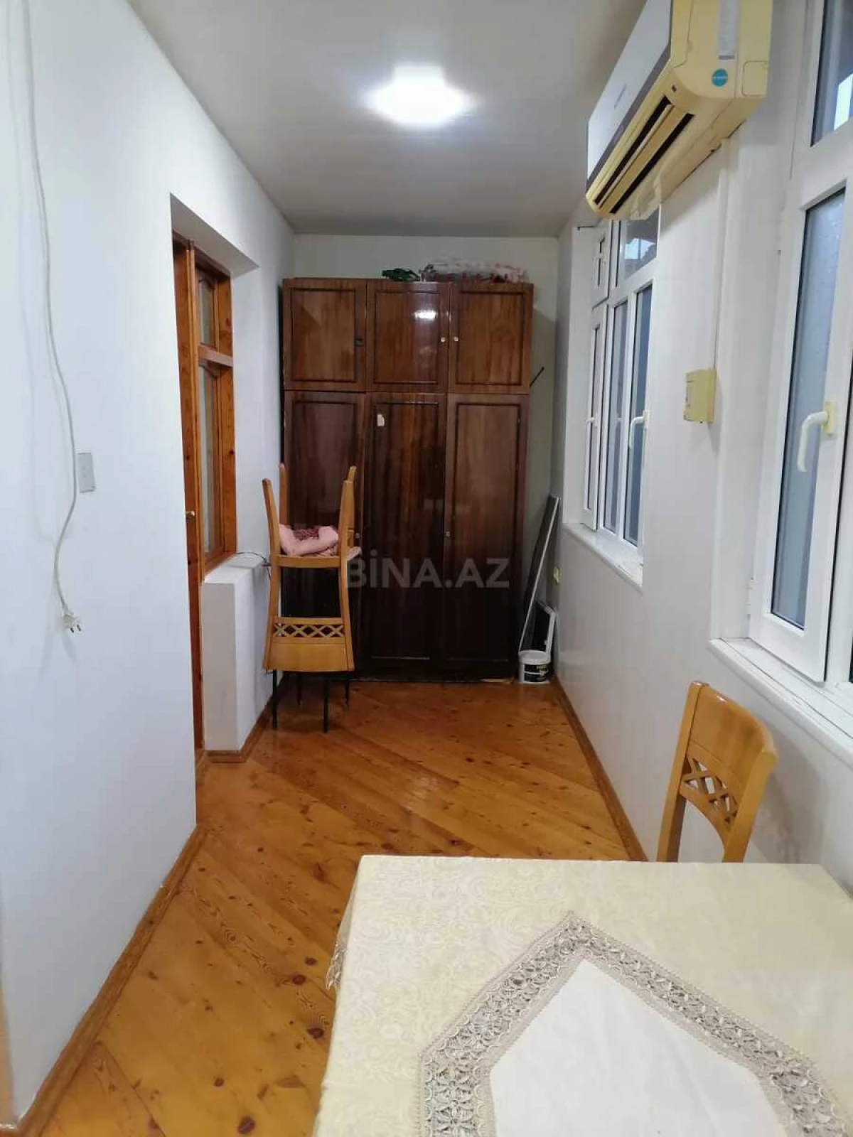 Satılır 3 otaqlı mənzil 79.9 m²
