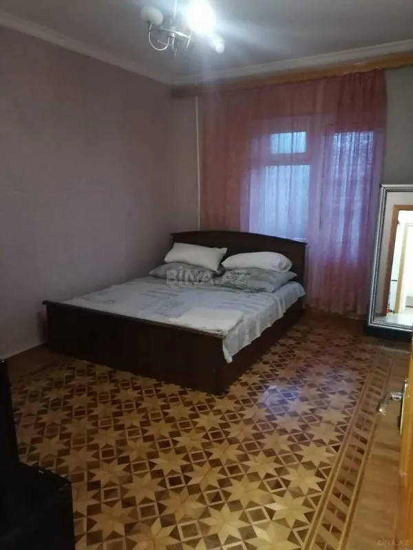Satılır 3 otaqlı mənzil 79.9 m²