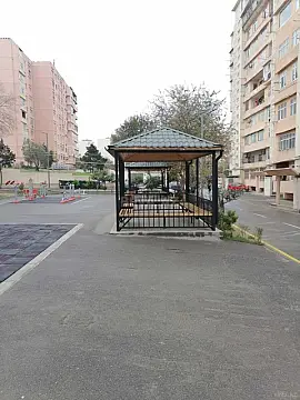 Satılır 3 otaqlı mənzil 79.9 m²