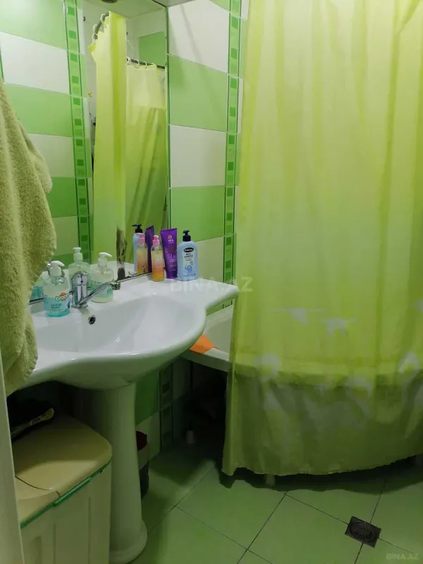 Satılır 3 otaqlı mənzil 79.9 m²