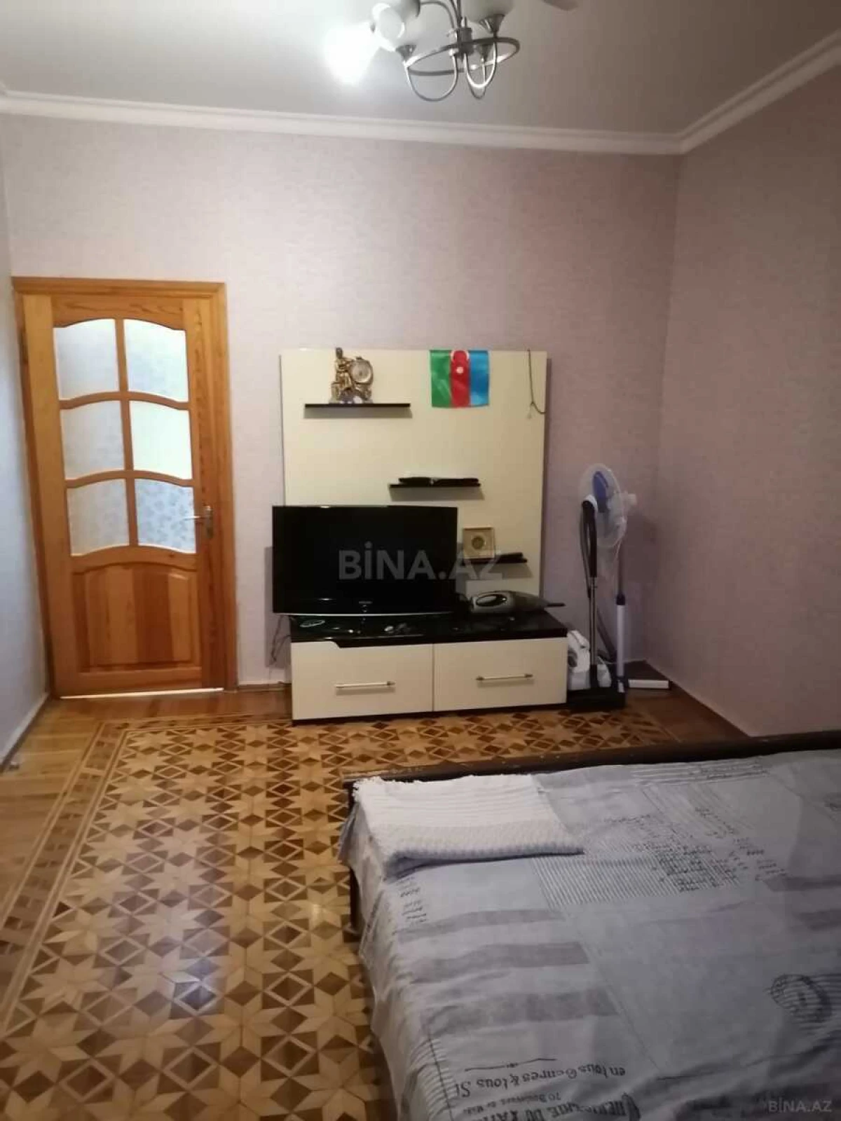 Satılır 3 otaqlı mənzil 79.9 m²