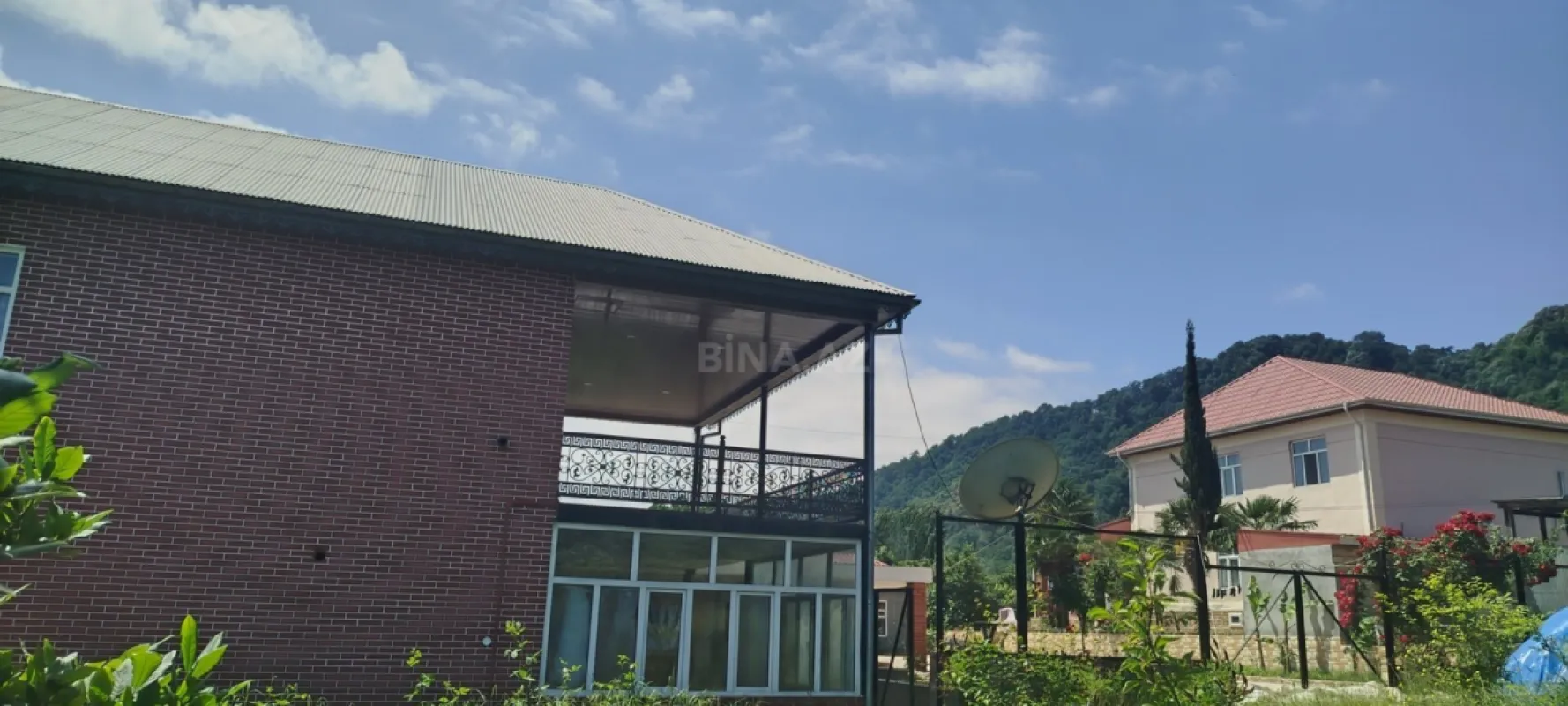 Satılır 4 otaqlı həyət evi 110 m²