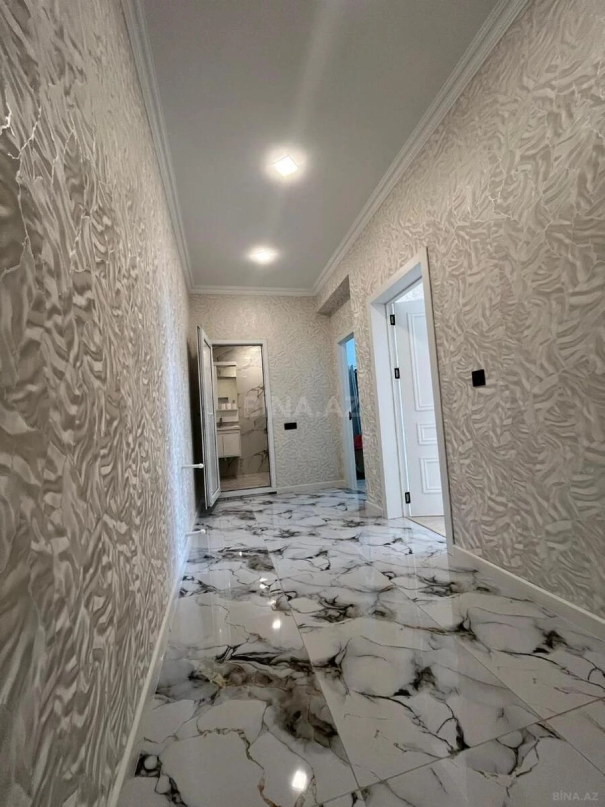 Satılır 2 otaqlı mənzil 54 m²