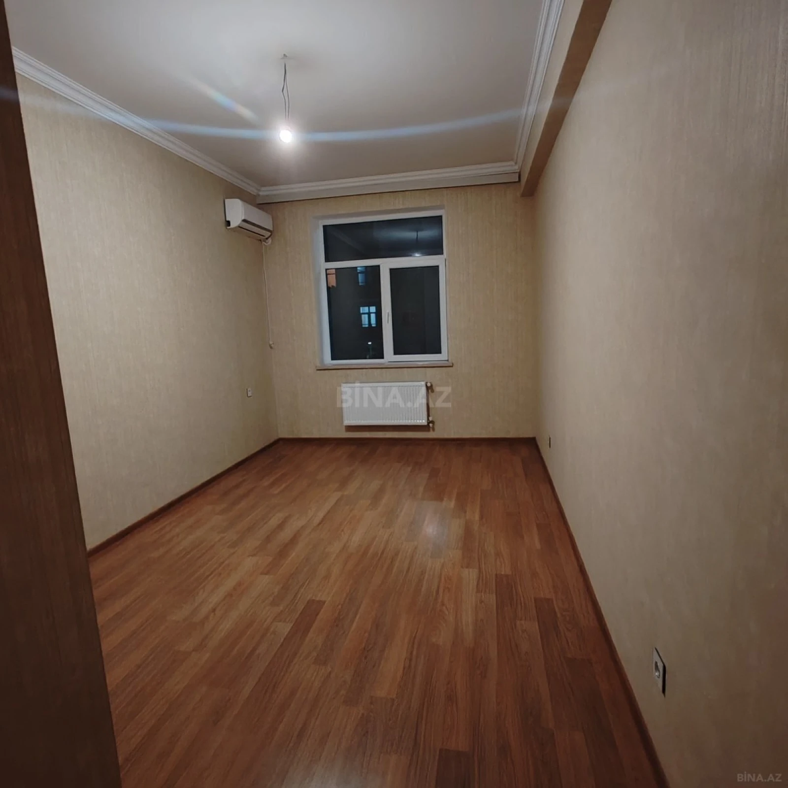 Kirayə verilir 4 otaqlı mənzil 99 m²