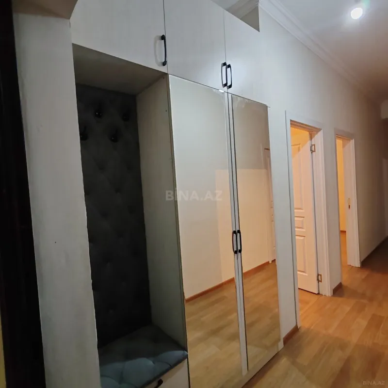 Kirayə verilir 4 otaqlı mənzil 99 m²