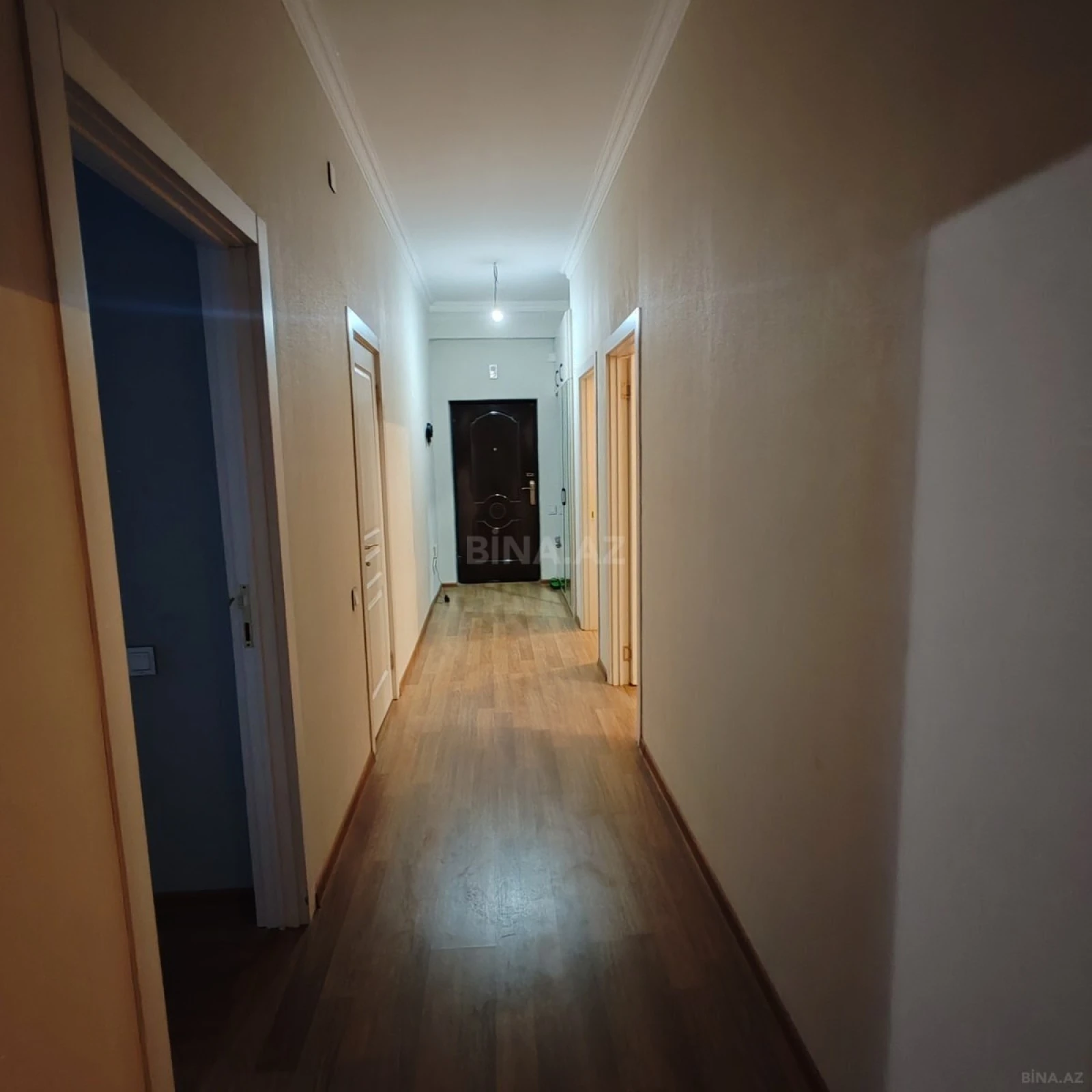 Kirayə verilir 4 otaqlı mənzil 99 m²