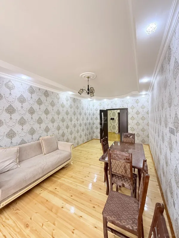 Satılır 3 otaqlı mənzil 110 m²