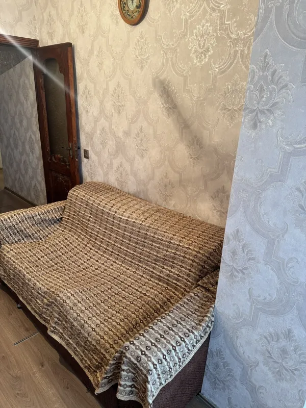 Kirayə verilir 2 otaqlı mənzil 75 m²