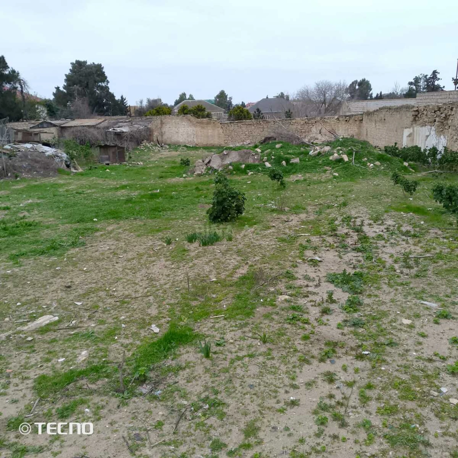 Satılır torpaq sahəsi 12 m²