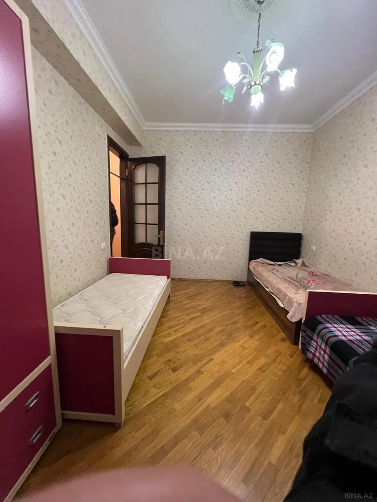 Satılır 3 otaqlı mənzil 114 m²