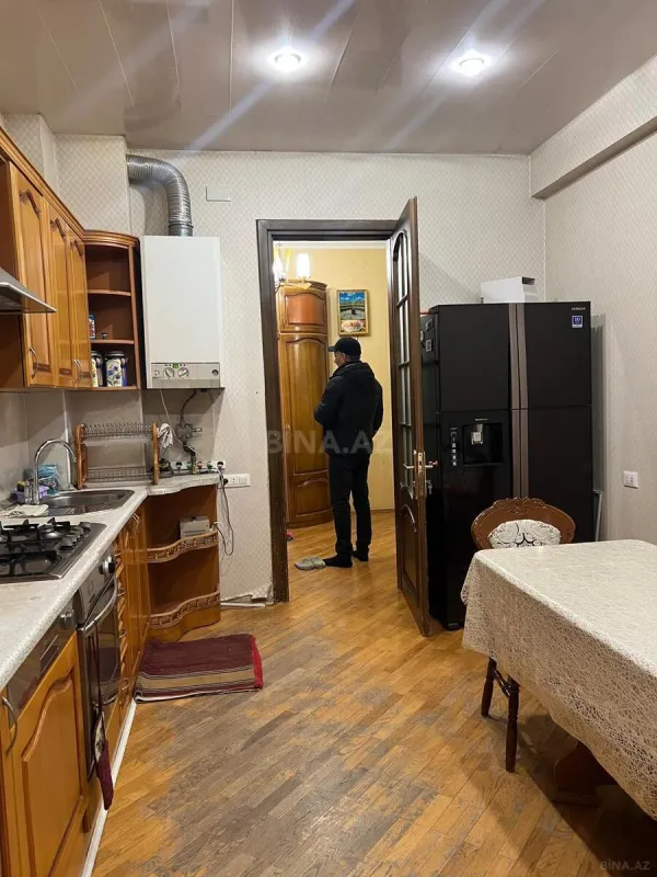 Satılır 3 otaqlı mənzil 114 m²