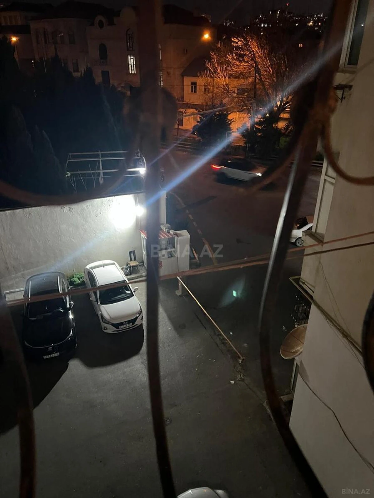 Satılır 3 otaqlı mənzil 114 m²