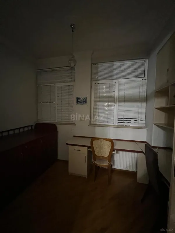 Satılır 3 otaqlı mənzil 114 m²