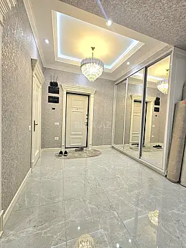 Kirayə verilir 2 otaqlı mənzil 105 m²