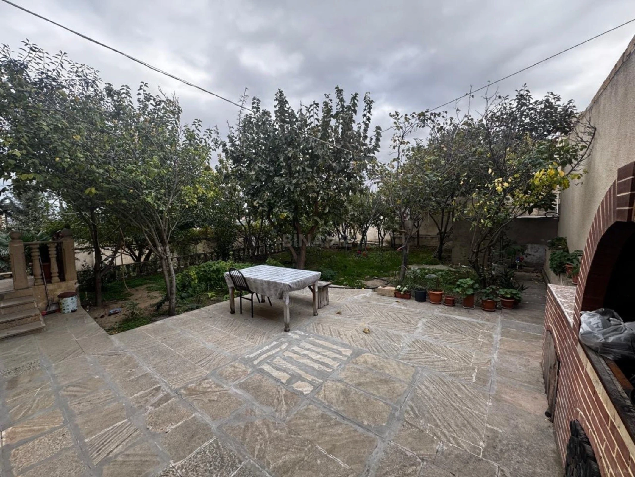 Satılır 4 otaqlı həyət evi 320 m²