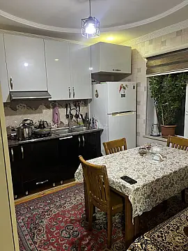 Satılır 4 otaqlı həyət evi 320 m²