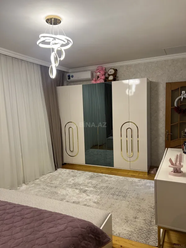 Satılır 4 otaqlı həyət evi 320 m²