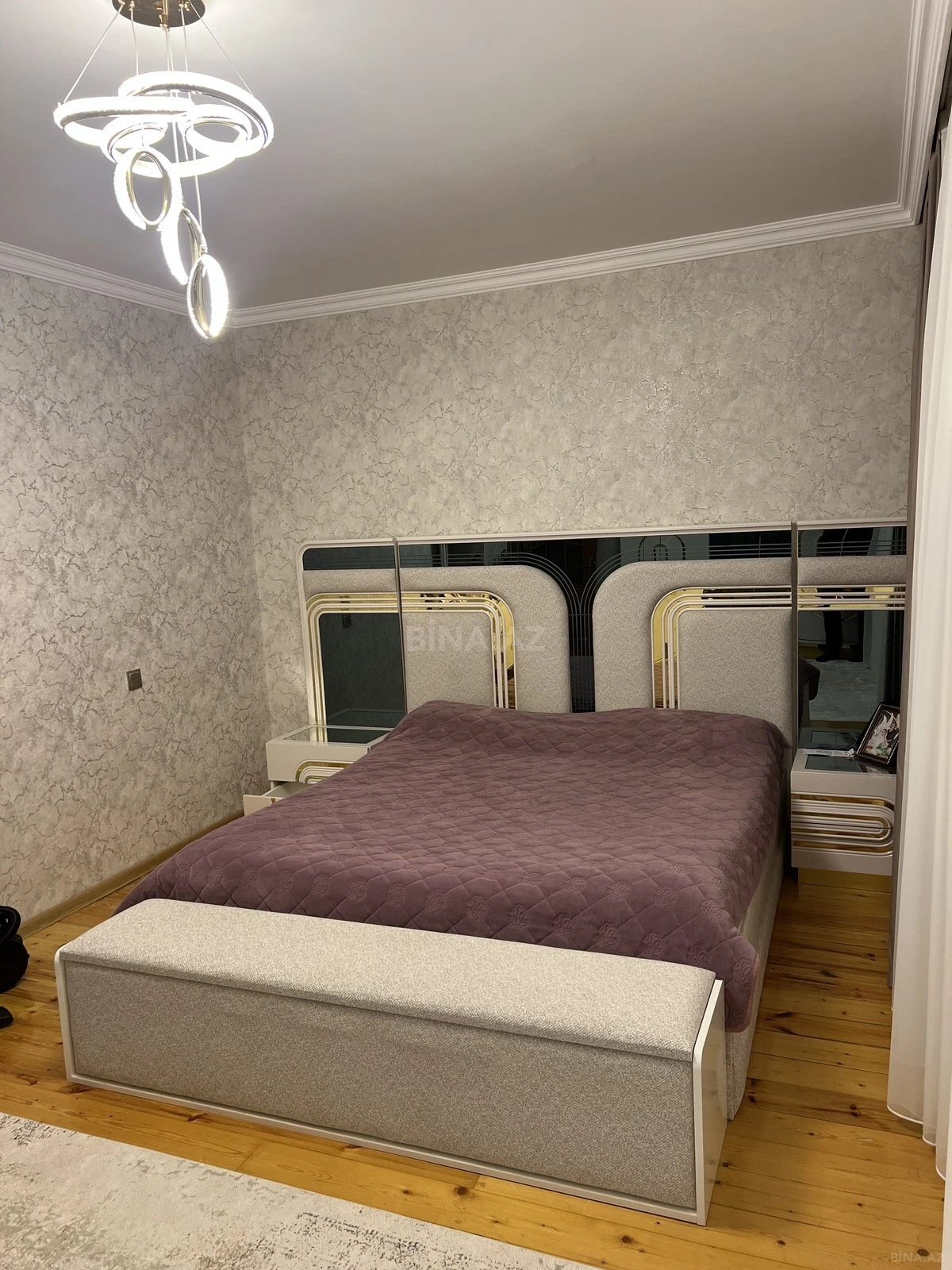 Satılır 4 otaqlı həyət evi 320 m²