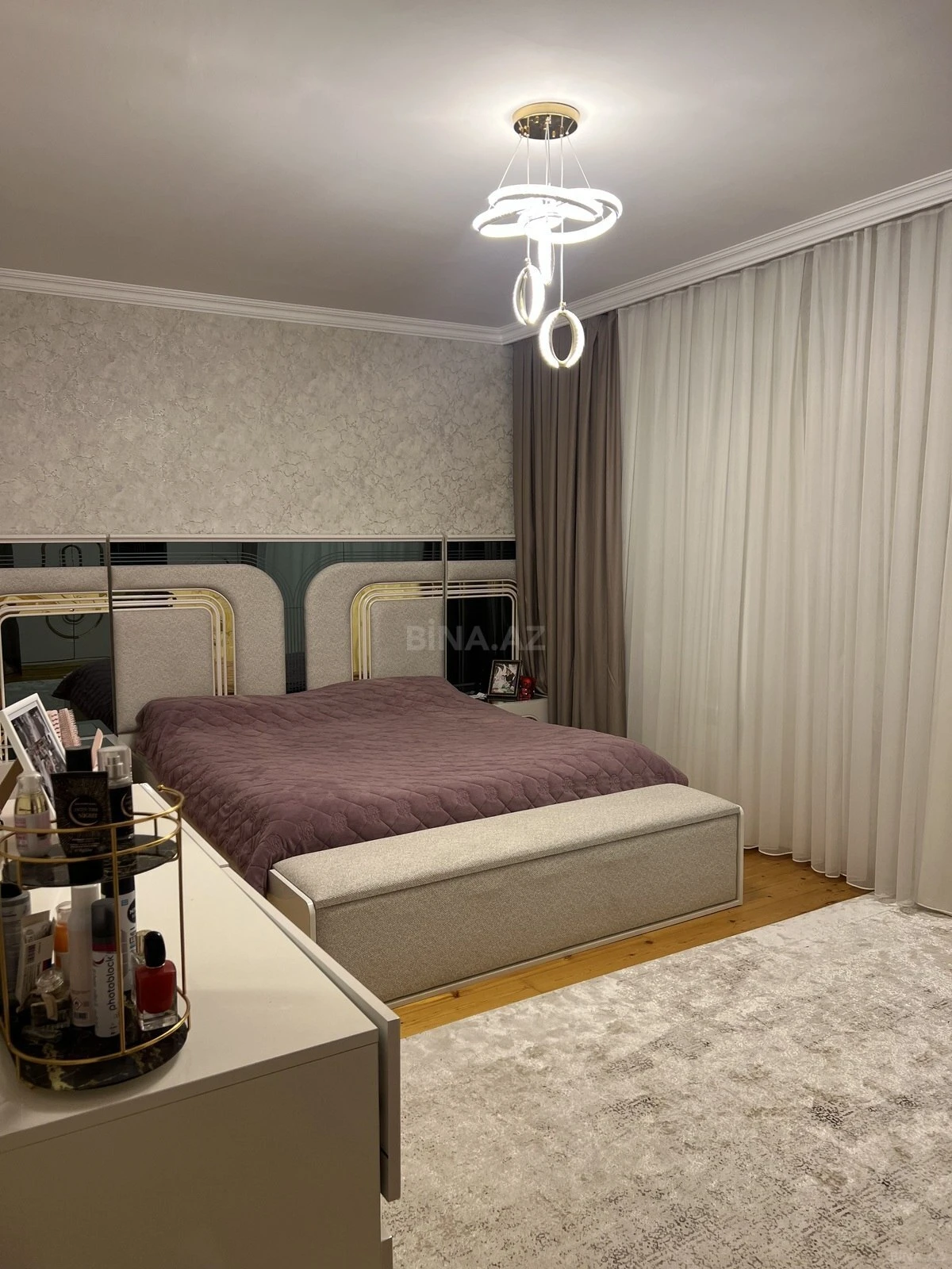 Satılır 4 otaqlı həyət evi 320 m²