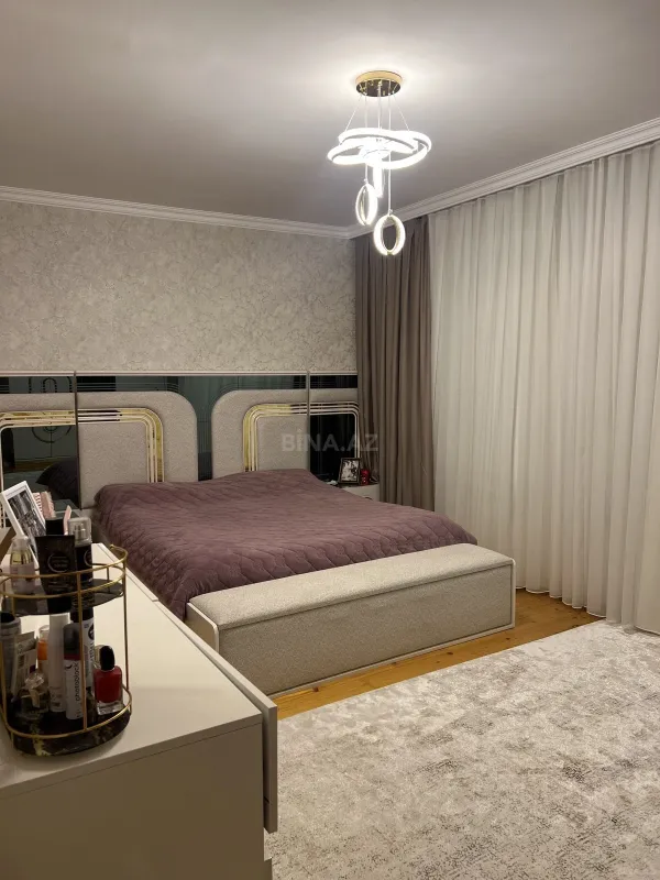 Satılır 4 otaqlı həyət evi 320 m²