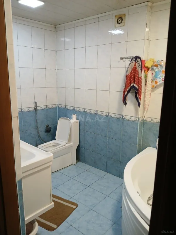 Satılır 3 otaqlı mənzil 105 m²