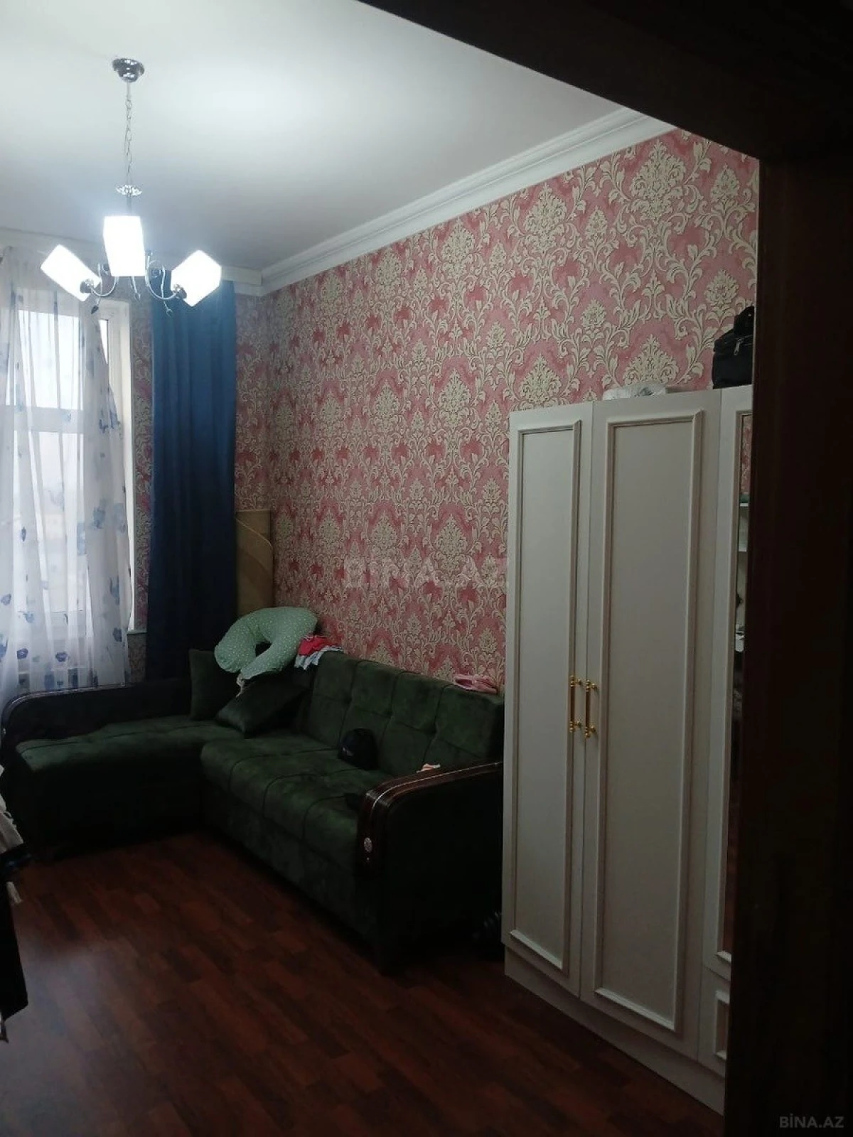 Satılır 3 otaqlı mənzil 105 m²