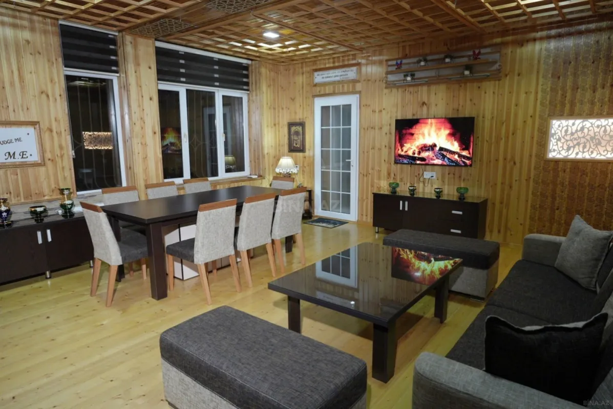 Satılır 8 otaqlı həyət evi 300 m²