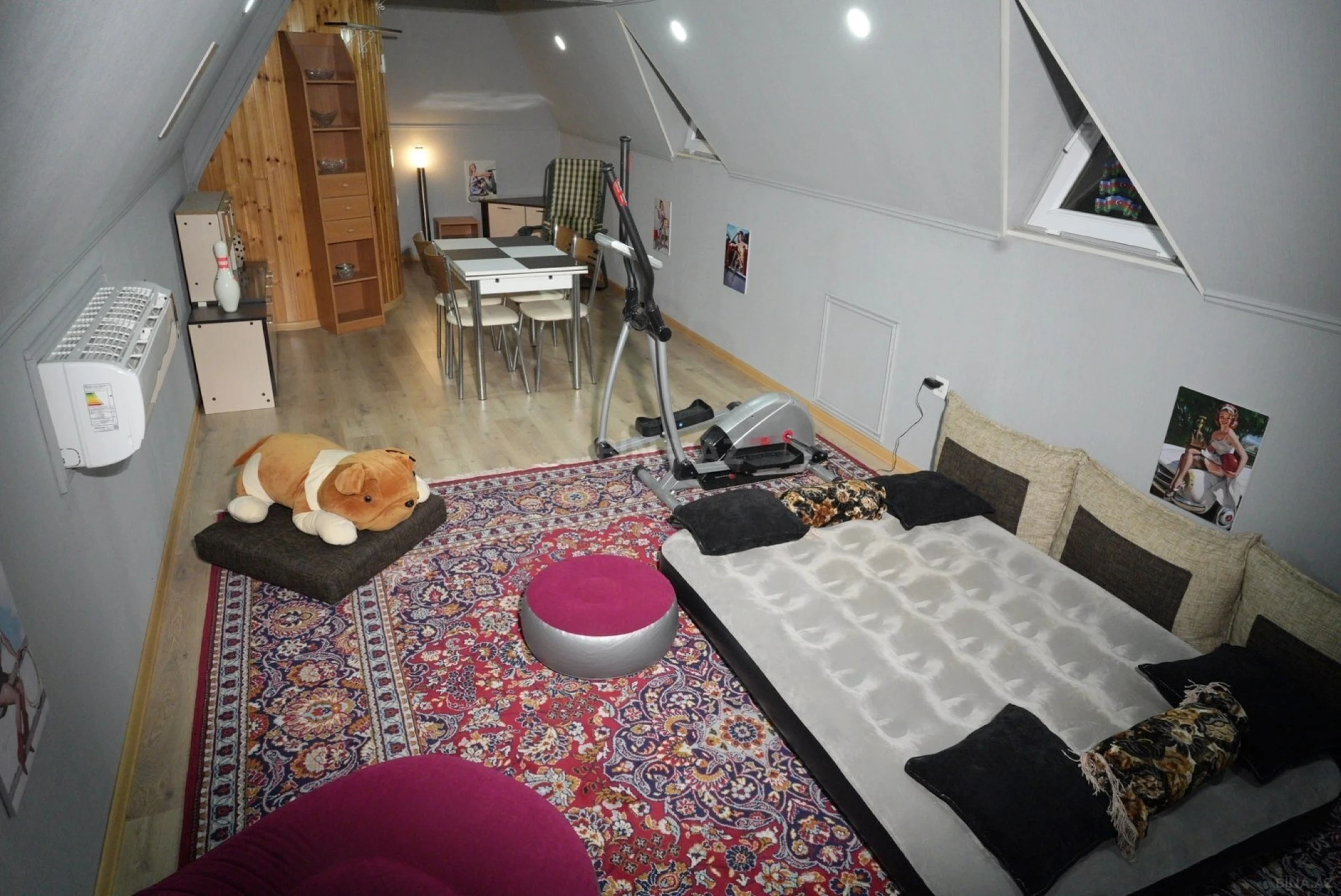 Satılır 8 otaqlı həyət evi 300 m²