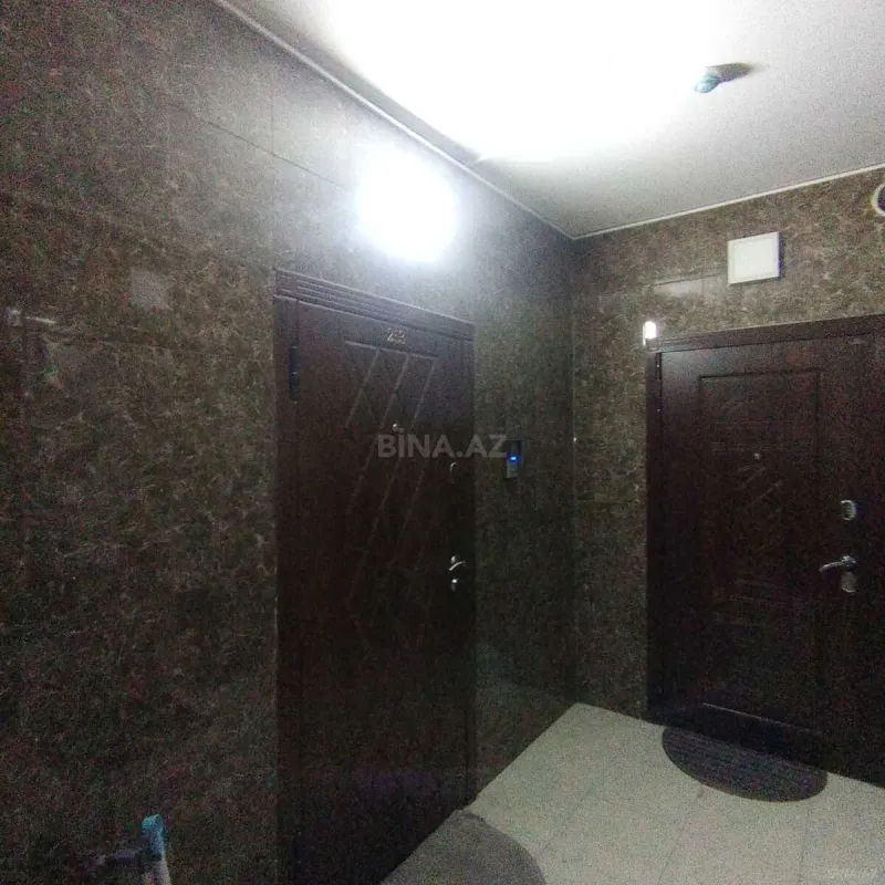 Satılır 3 otaqlı mənzil 105 m²