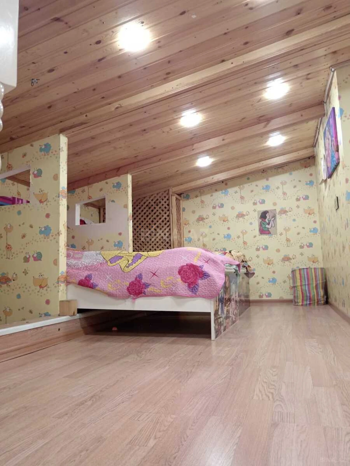 Satılır 3 otaqlı mənzil 105 m²