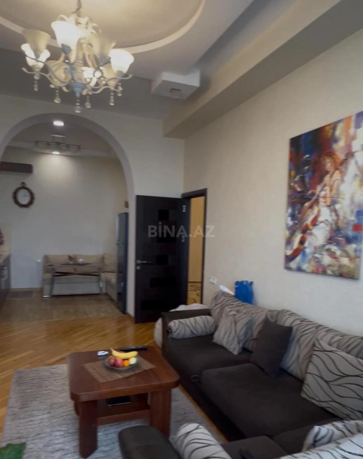 Satılır 2 otaqlı mənzil 82 m²