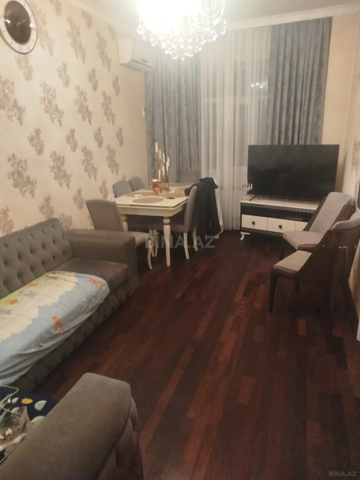 Satılır 2 otaqlı mənzil 70 m²