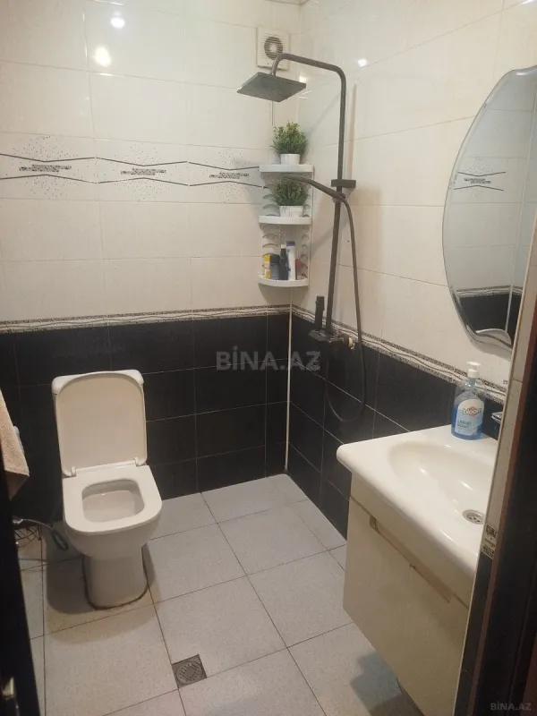 Satılır 2 otaqlı mənzil 70 m²