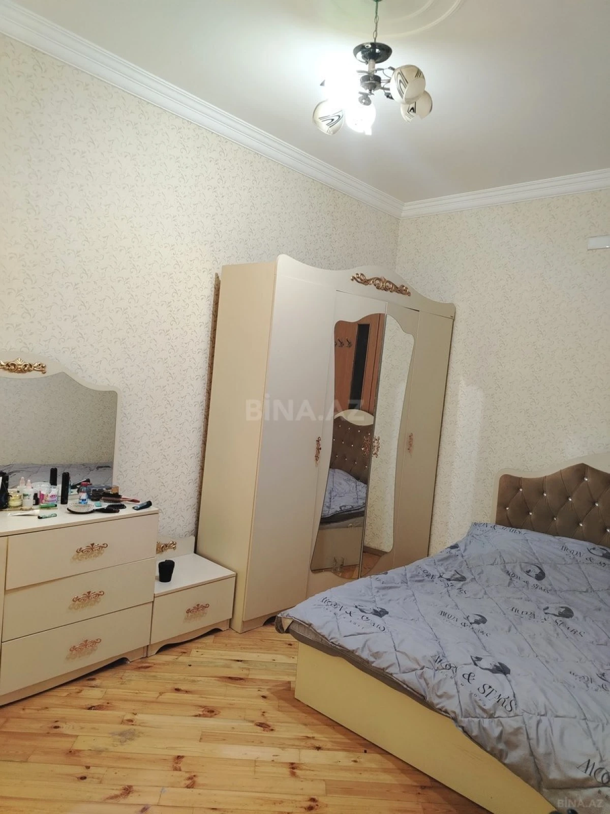 Kirayə verilir 3 otaqlı mənzil 95 m²
