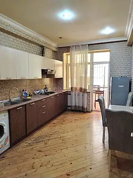 Kirayə verilir 3 otaqlı mənzil 95 m² — Bakı, 8-ci kilometr 3 otaq 95.00 m²