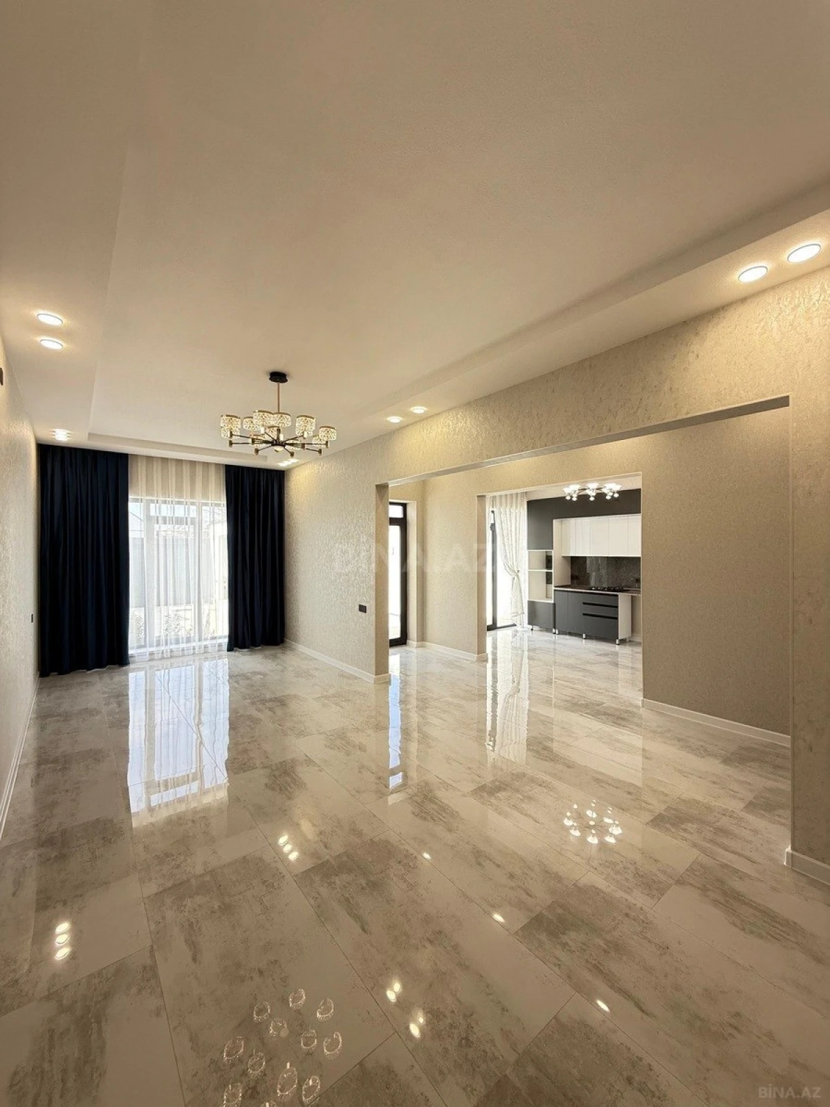 Satılır 4 otaqlı həyət evi 150 m²