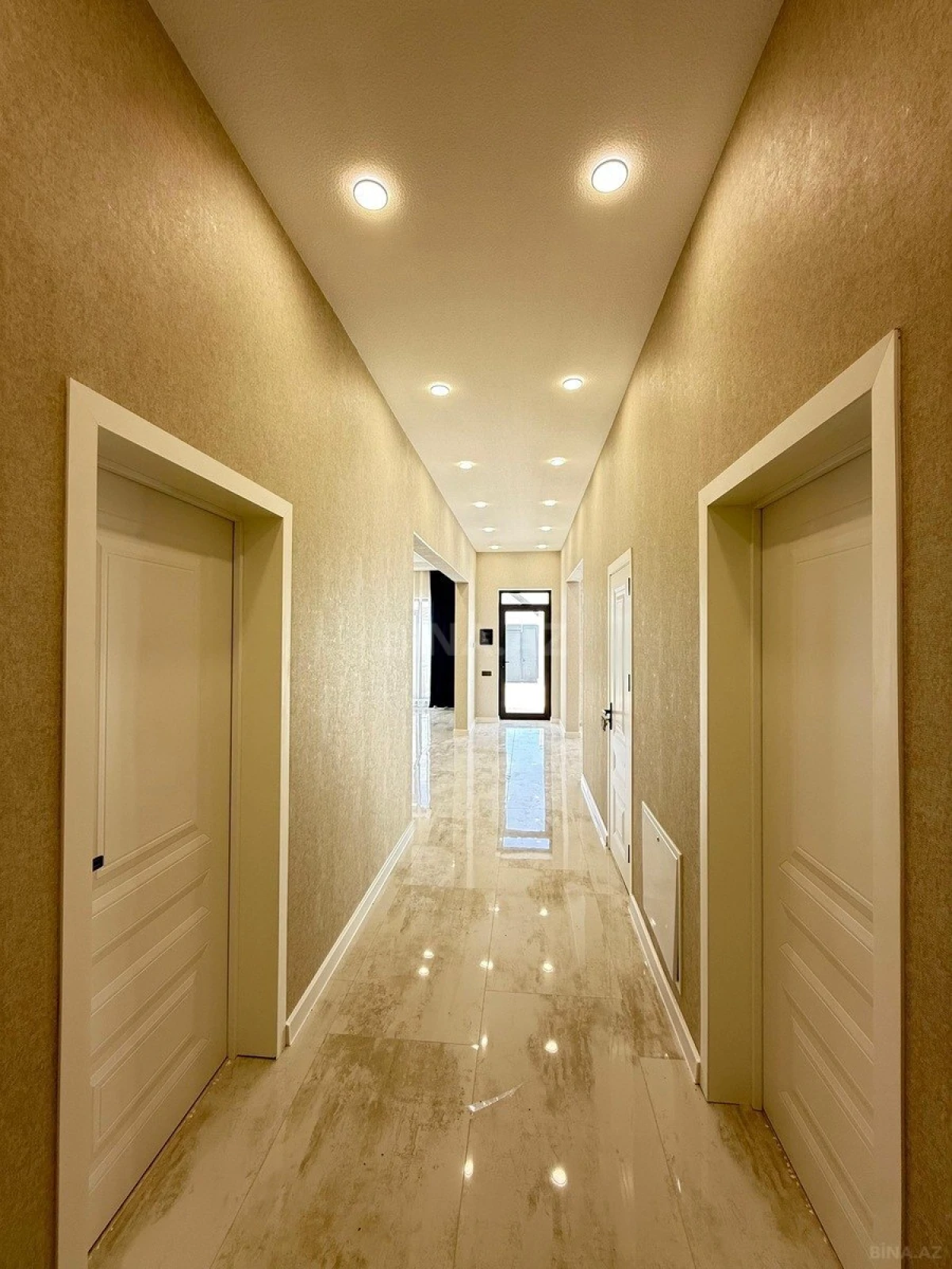 Satılır 4 otaqlı həyət evi 150 m²