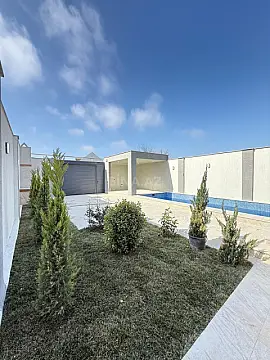 Satılır 4 otaqlı həyət evi 150 m²